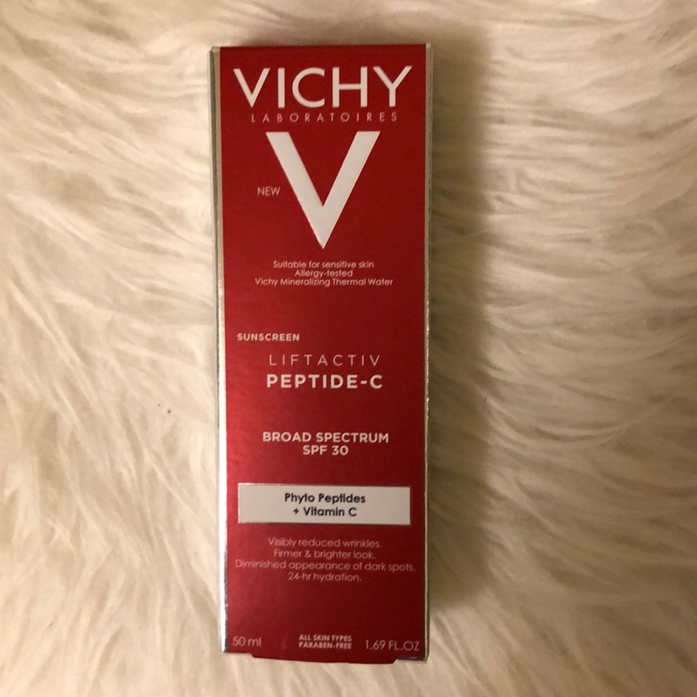 New in box Vichy liftactiv peptide-c sunscreen